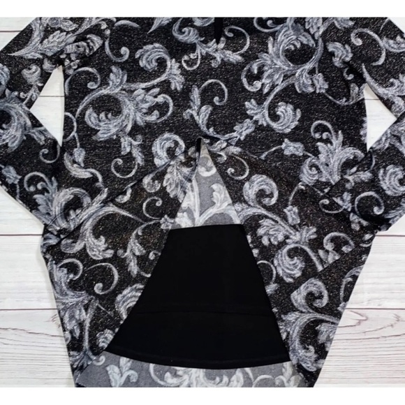 Susan Graver Women Sz L Black Gray Silver Metallic Layered Lurex Keyhole Sweater - Picture 8 of 11